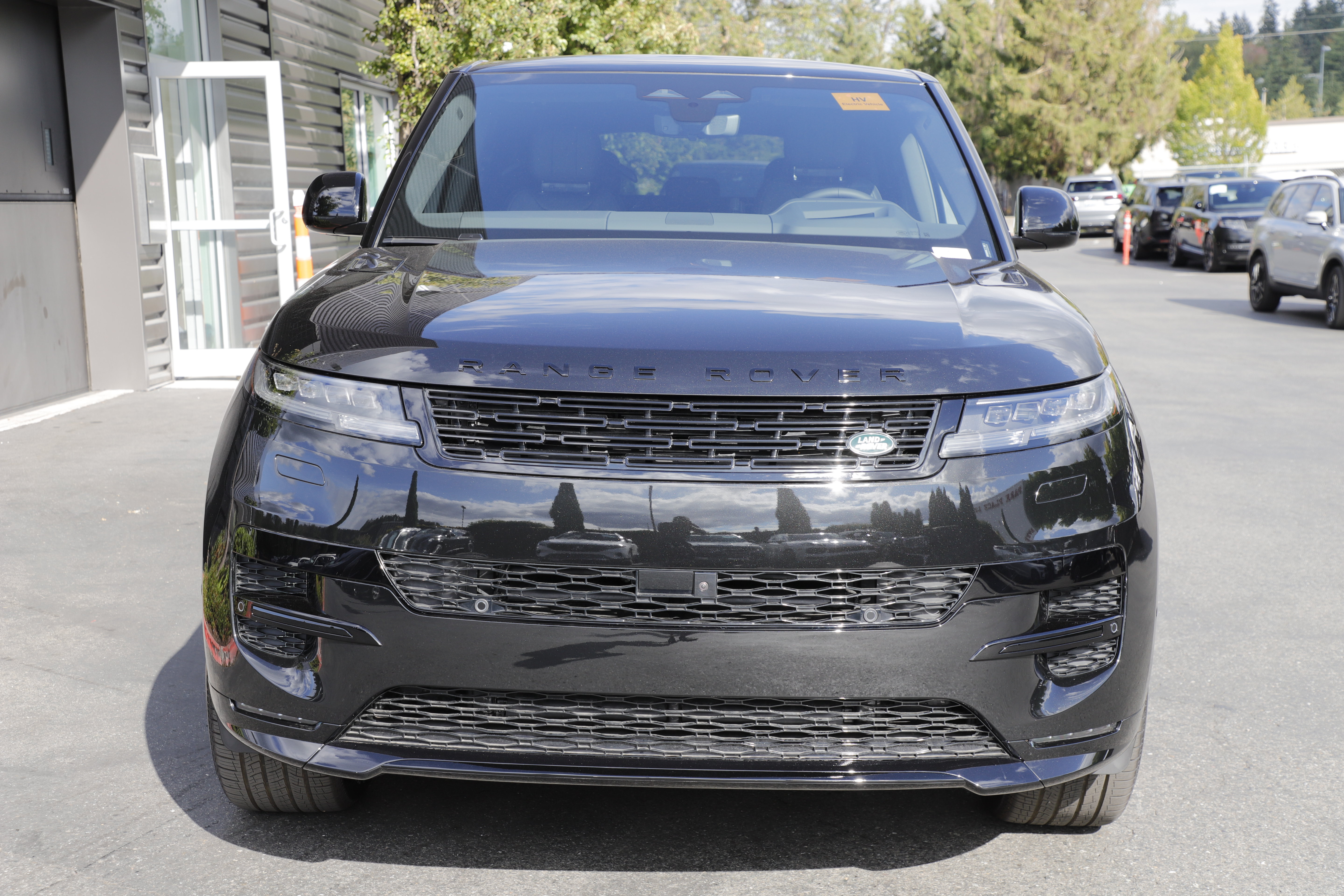 New 2026 Land Rover Range Rover Sport Dynamic SE AWD/4WD image 4