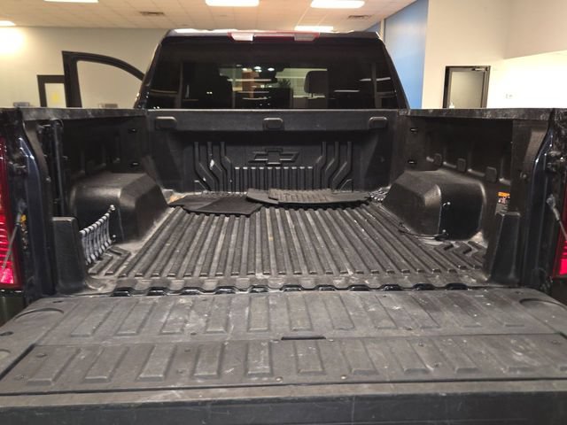 Used 2024 Chevrolet Silverado 1500 Custom Trail Boss w/ LPO, Dark Essentials Package AWD/4WD image 23