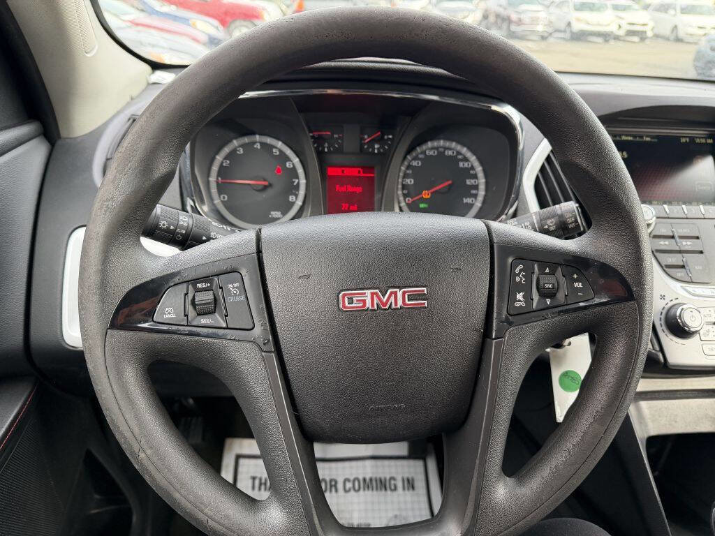 Used 2015 GMC Terrain SLE image 11