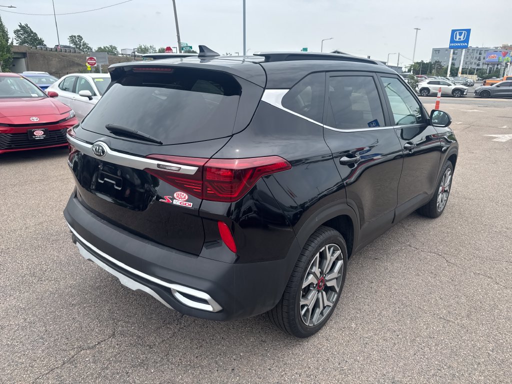 Used 2021 Kia Seltos S AWD/4WD image 8