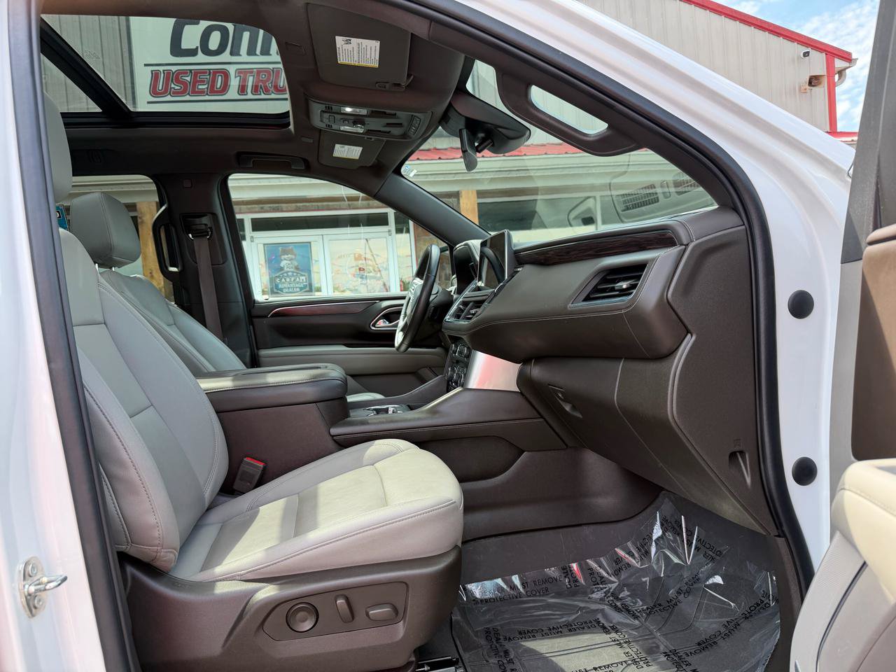 Used 2023 Chevrolet Suburban Z71 AWD/4WD image 27