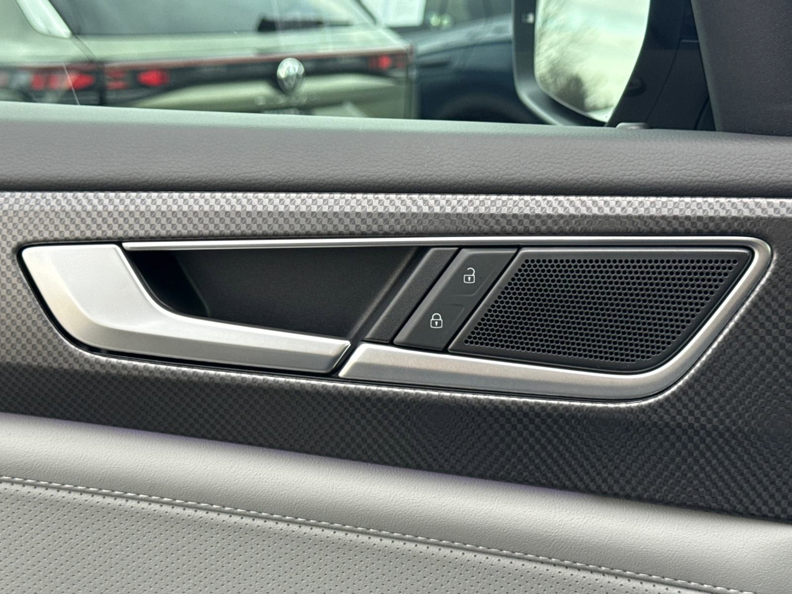 Certified 2025 Volkswagen Atlas Peak Edition SE image 14