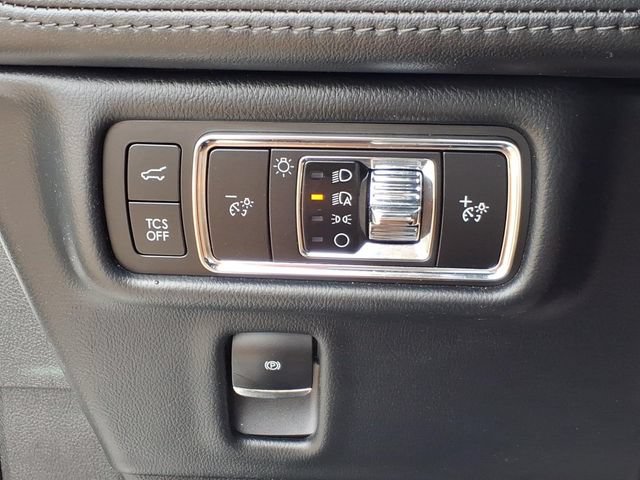 Used 2023 Lincoln Nautilus Reserve FWD image 20