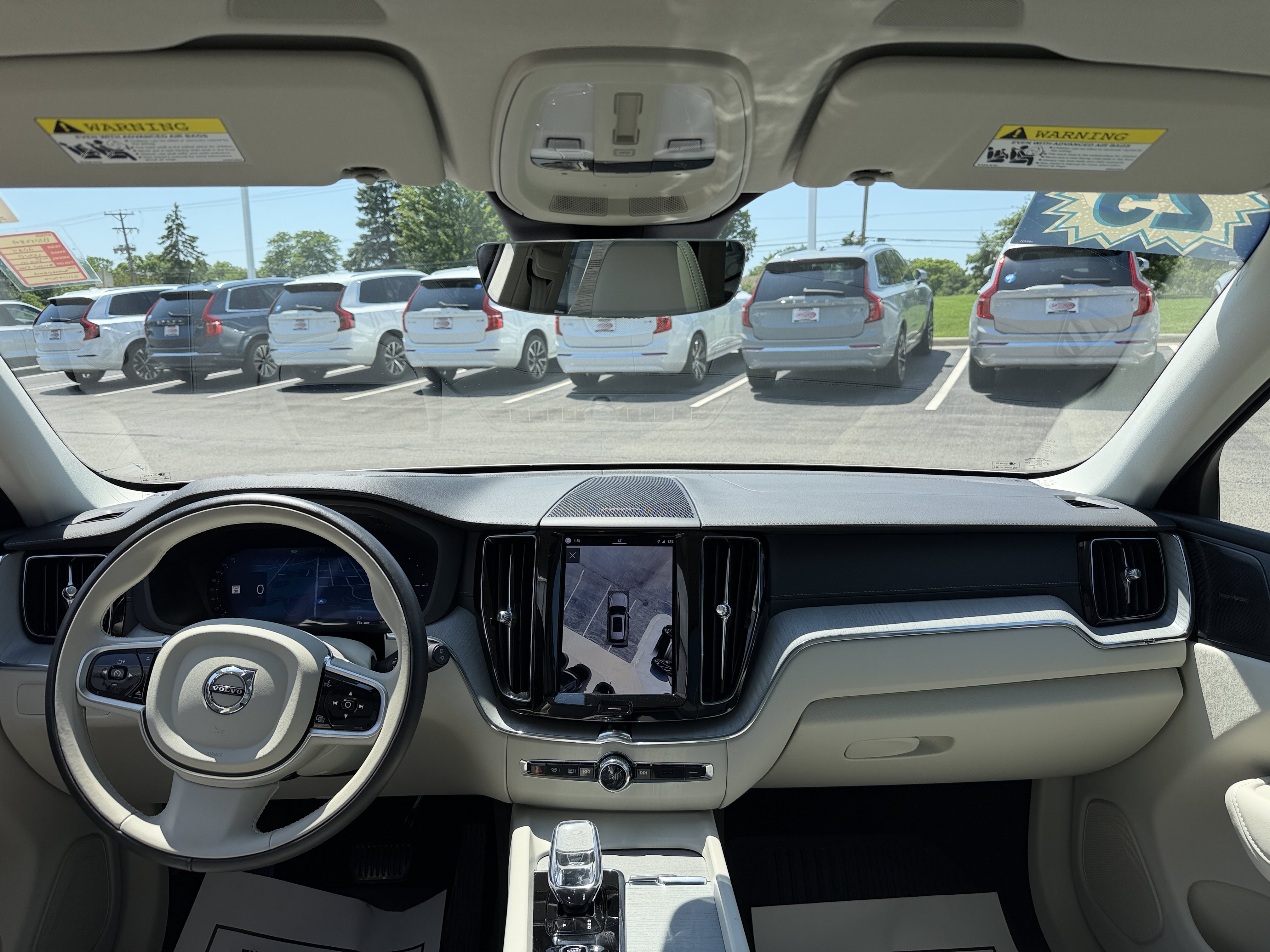 Used 2025 Volvo XC60 T8 Ultra w/ Protection Package Premier AWD/4WD image 9