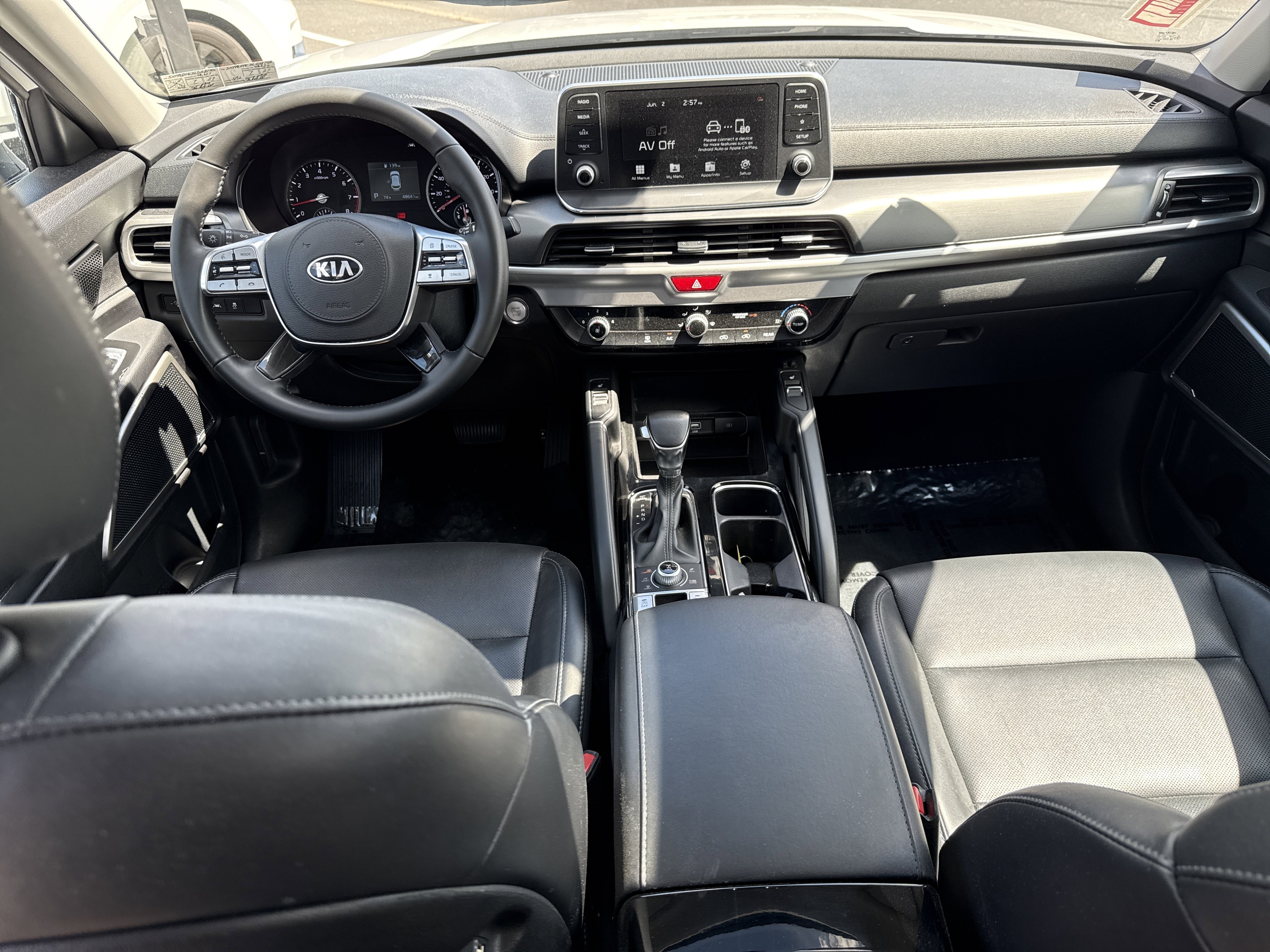Used 2020 Kia Telluride S w/ S 8 Passenger Seating Package AWD/4WD image 15
