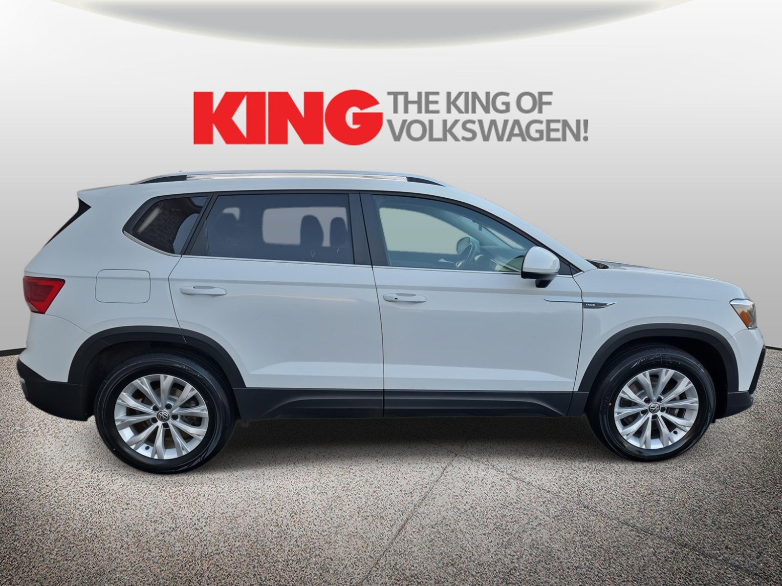 Used 2022 Volkswagen Taos SE image 8