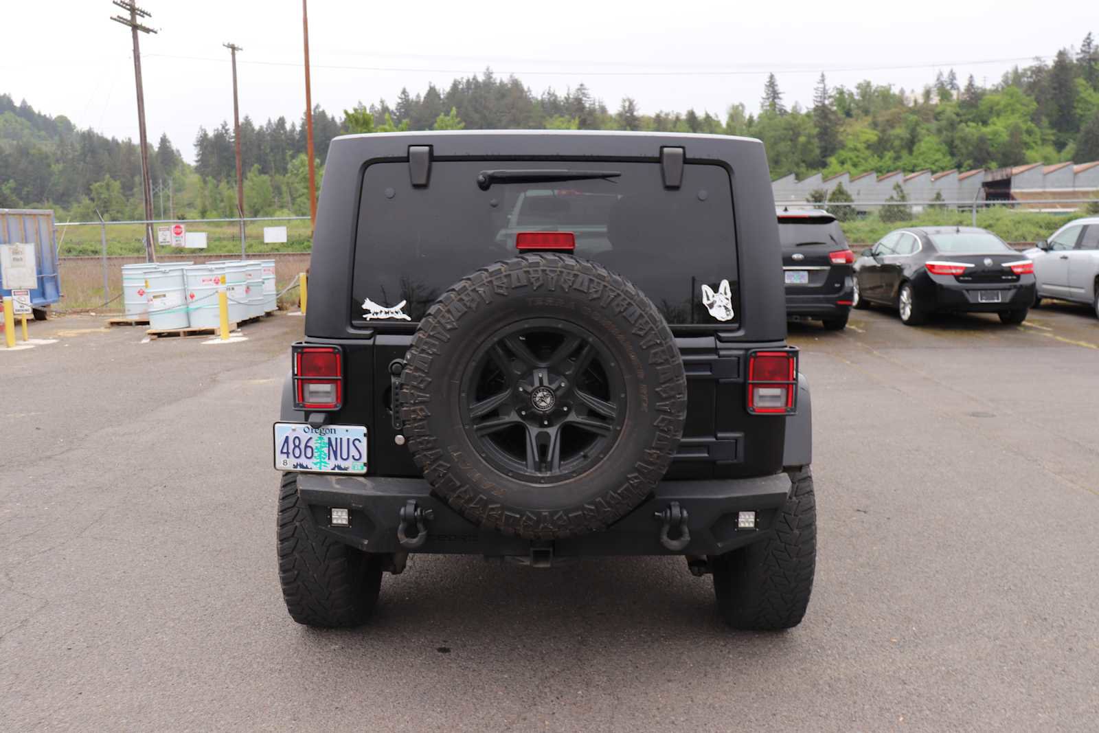 Used 2017 Jeep Wrangler Freedom Edition AWD/4WD image 6