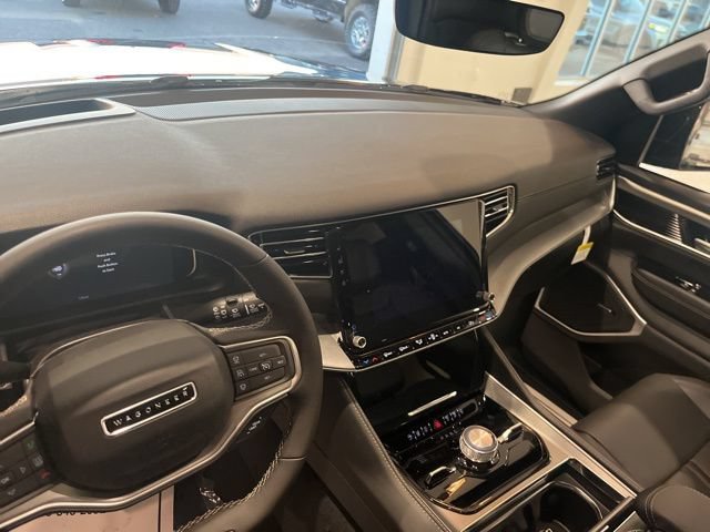 New 2025 Jeep Wagoneer Series II w/ Convenience Group I AWD/4WD image 11