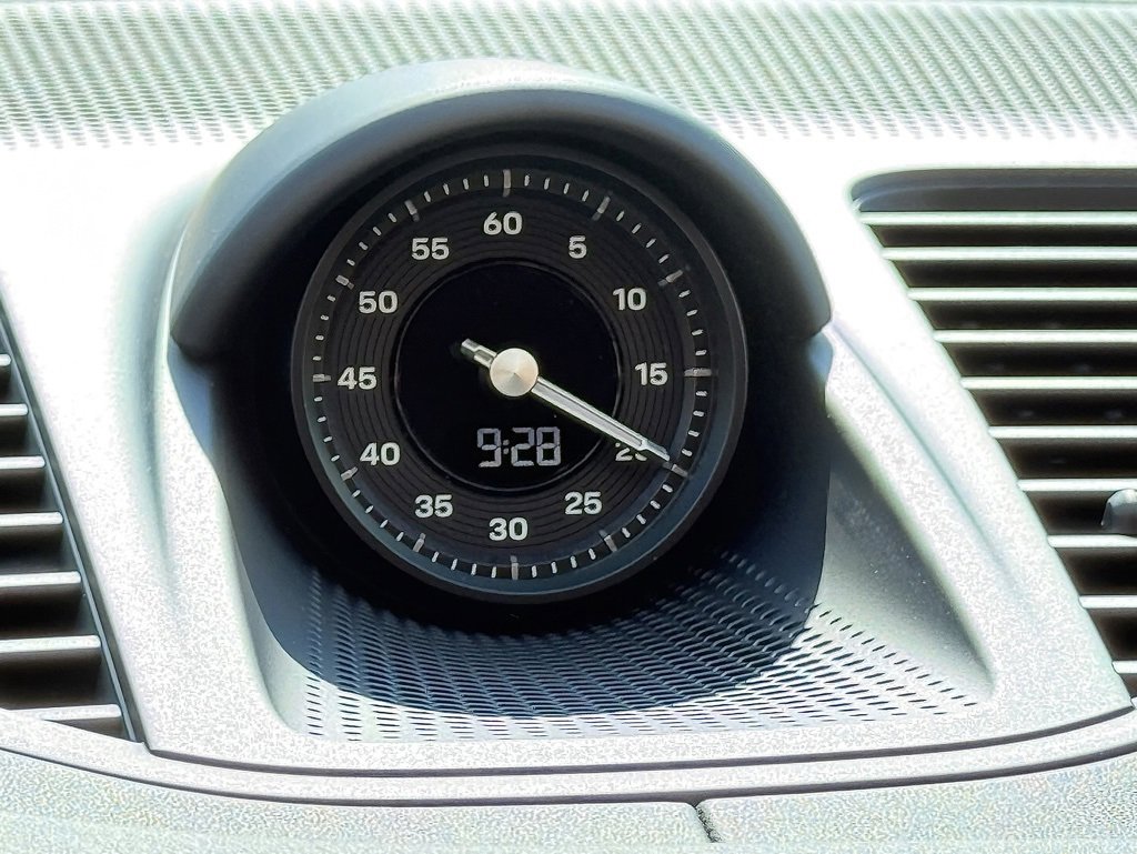 New 2025 Porsche Panamera 4 image 14