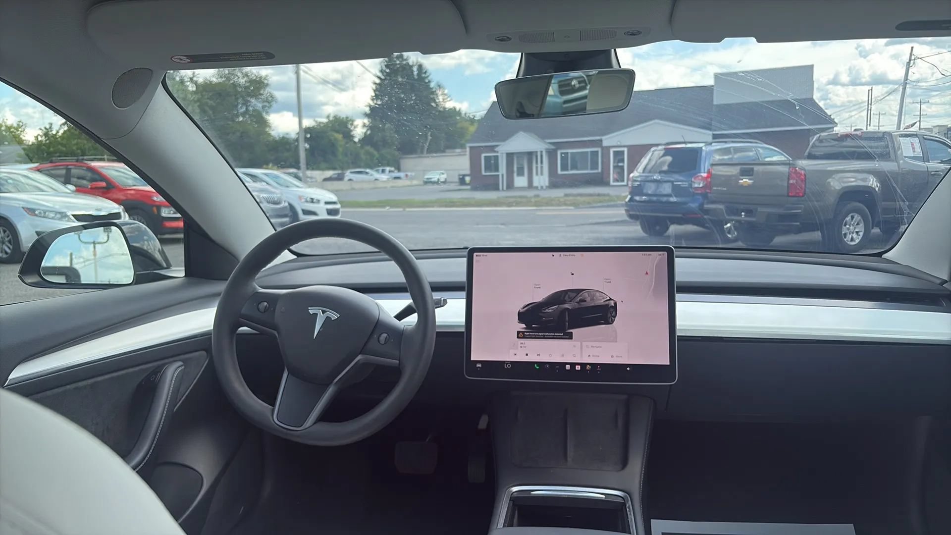 Used 2023 Tesla Model 3 Standard Range RWD image 11