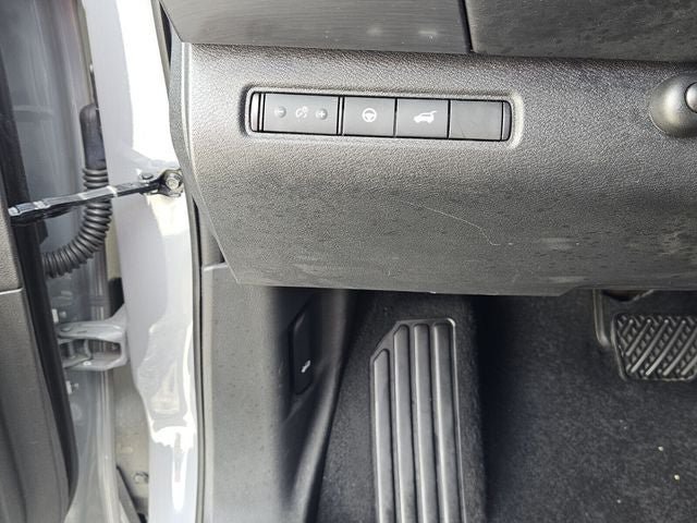 Used 2024 Nissan Pathfinder SL w/ SL Premium Package FWD image 21