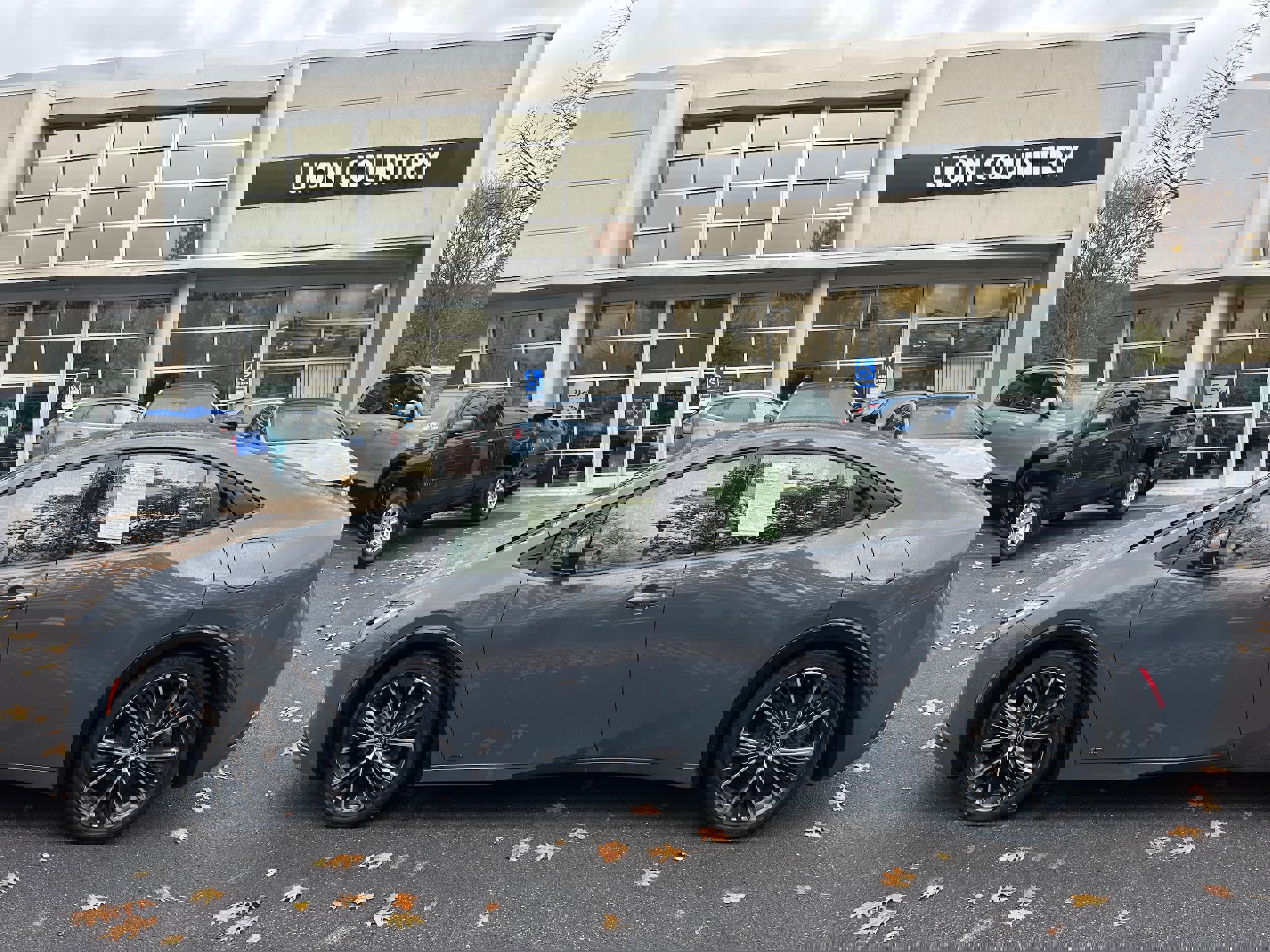 Used 2023 Toyota Prius LE image 8