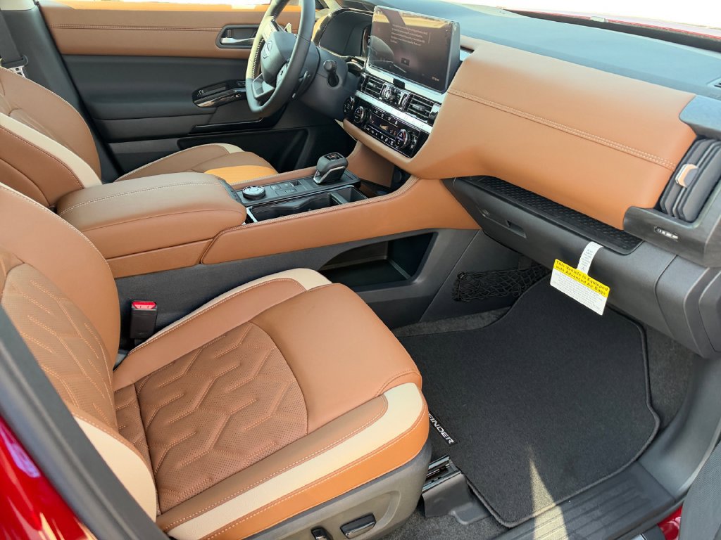 New 2026 Nissan Pathfinder Platinum AWD/4WD image 16