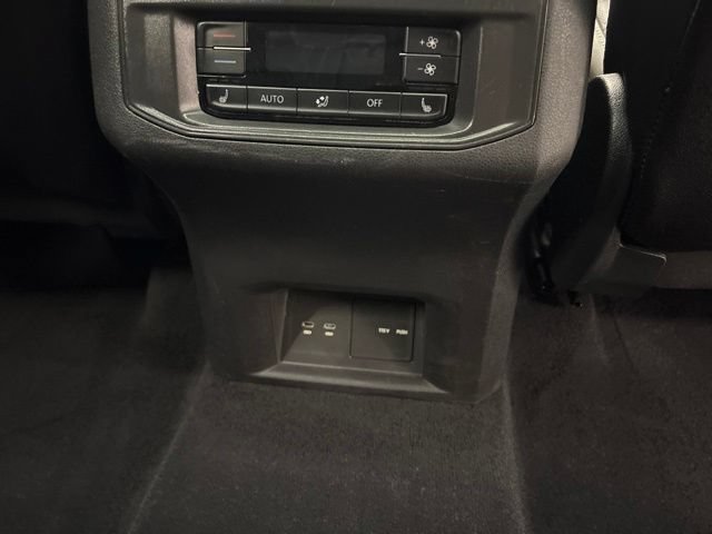 Used 2023 Volkswagen Atlas SEL AWD/4WD image 33