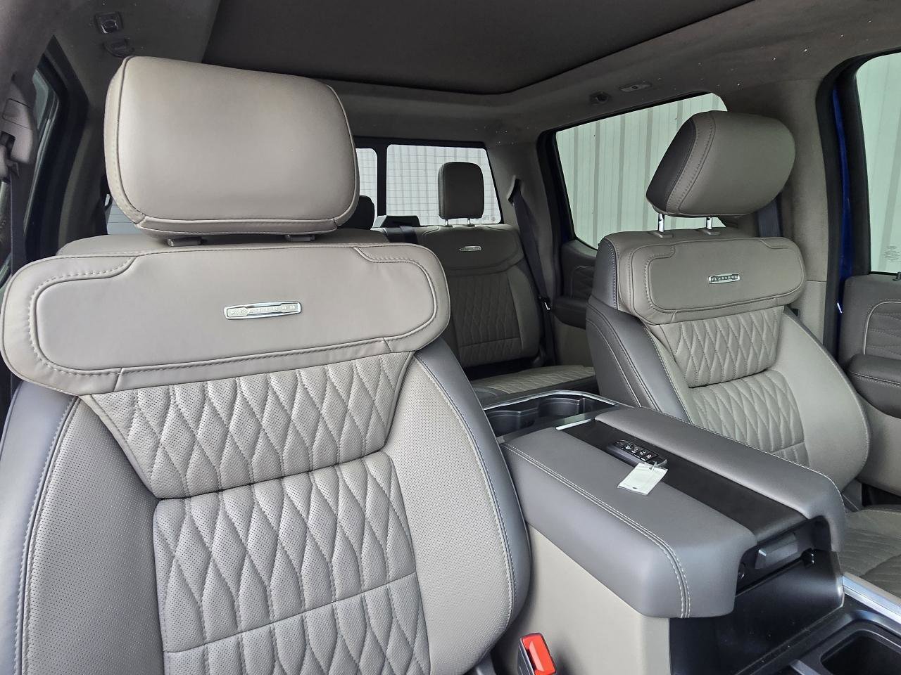 Used 2026 Ford F450 Platinum w/ Platinum Plus Package AWD/4WD image 44