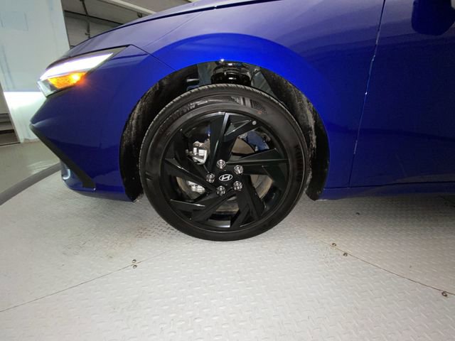 Used 2026 Hyundai Elantra Sport image 10