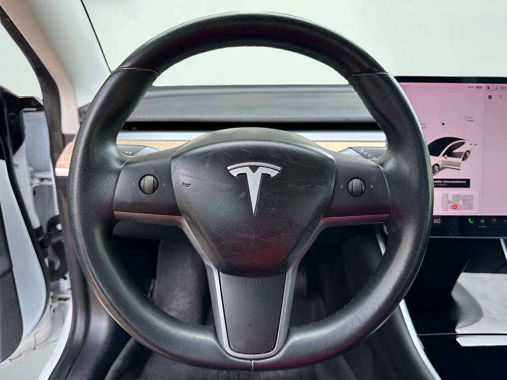 Used 2018 Tesla Model 3 Mid Range image 40