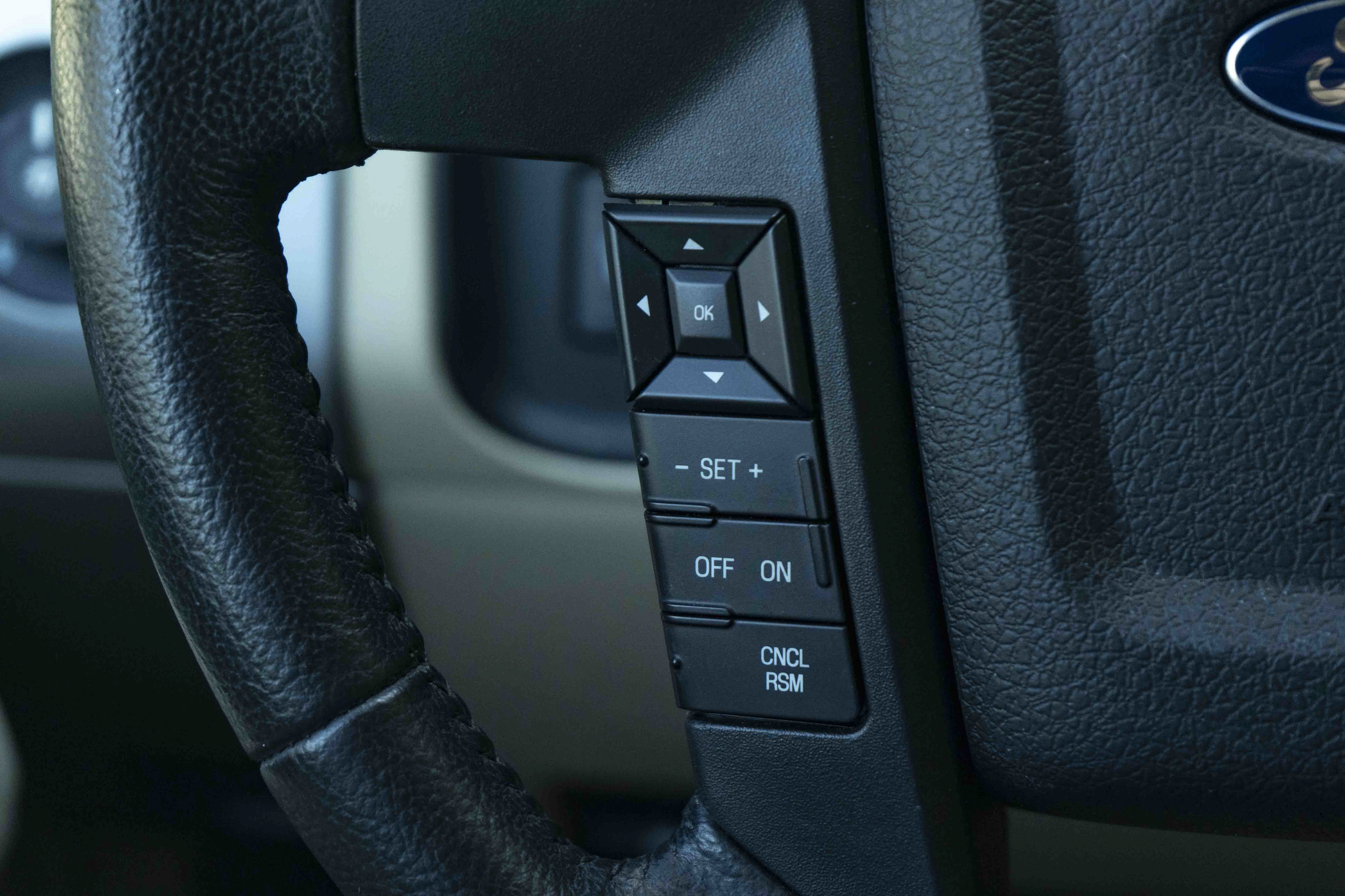 Used 2016 Ford Expedition EL XLT w/ Equipment Group 202A RWD image 21