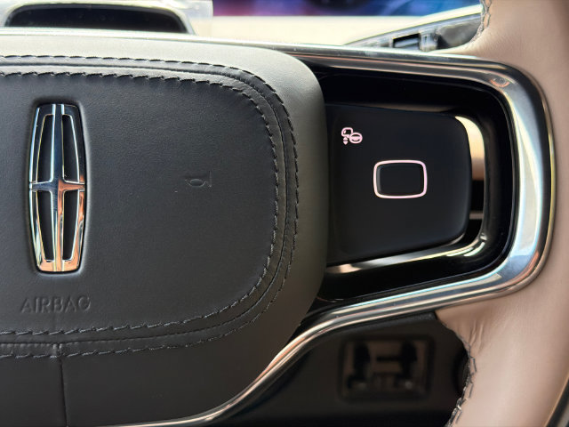 New 2027 Lincoln Navigator L Black Label AWD/4WD image 32