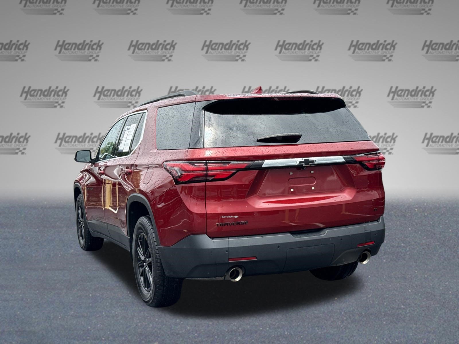Used 2022 Chevrolet Traverse LT FWD image 8
