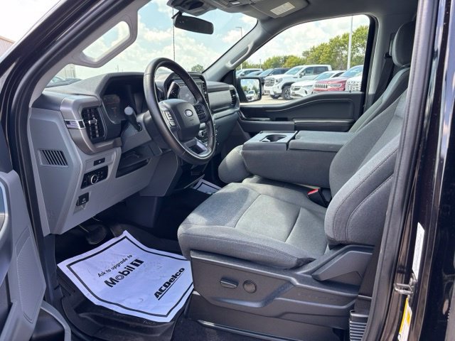 Used 2025 Ford F150 XLT AWD/4WD image 11
