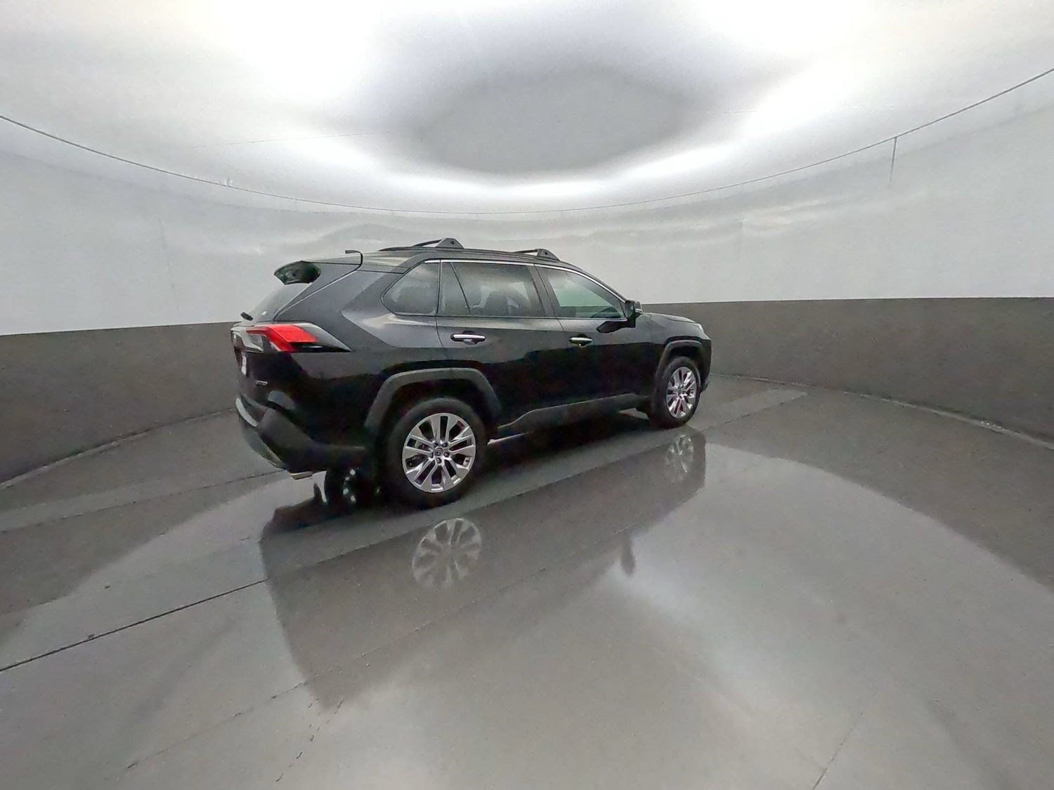 Used 2025 Toyota RAV4 Limited w/ Weather Package FWD image 10
