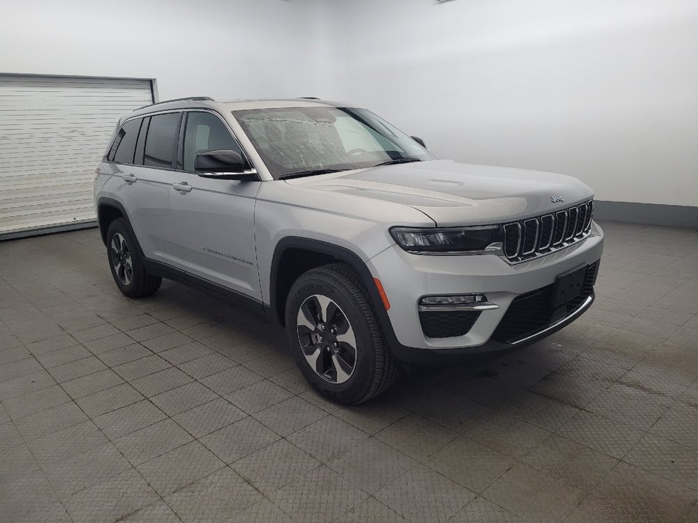 Used 2023 Jeep Grand Cherokee 4WD 4xe image 13