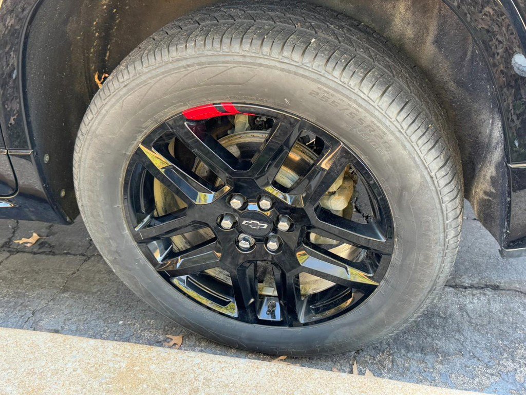 Used 2023 Chevrolet Traverse Premier w/ LPO, "Hit The Road" Package image 5