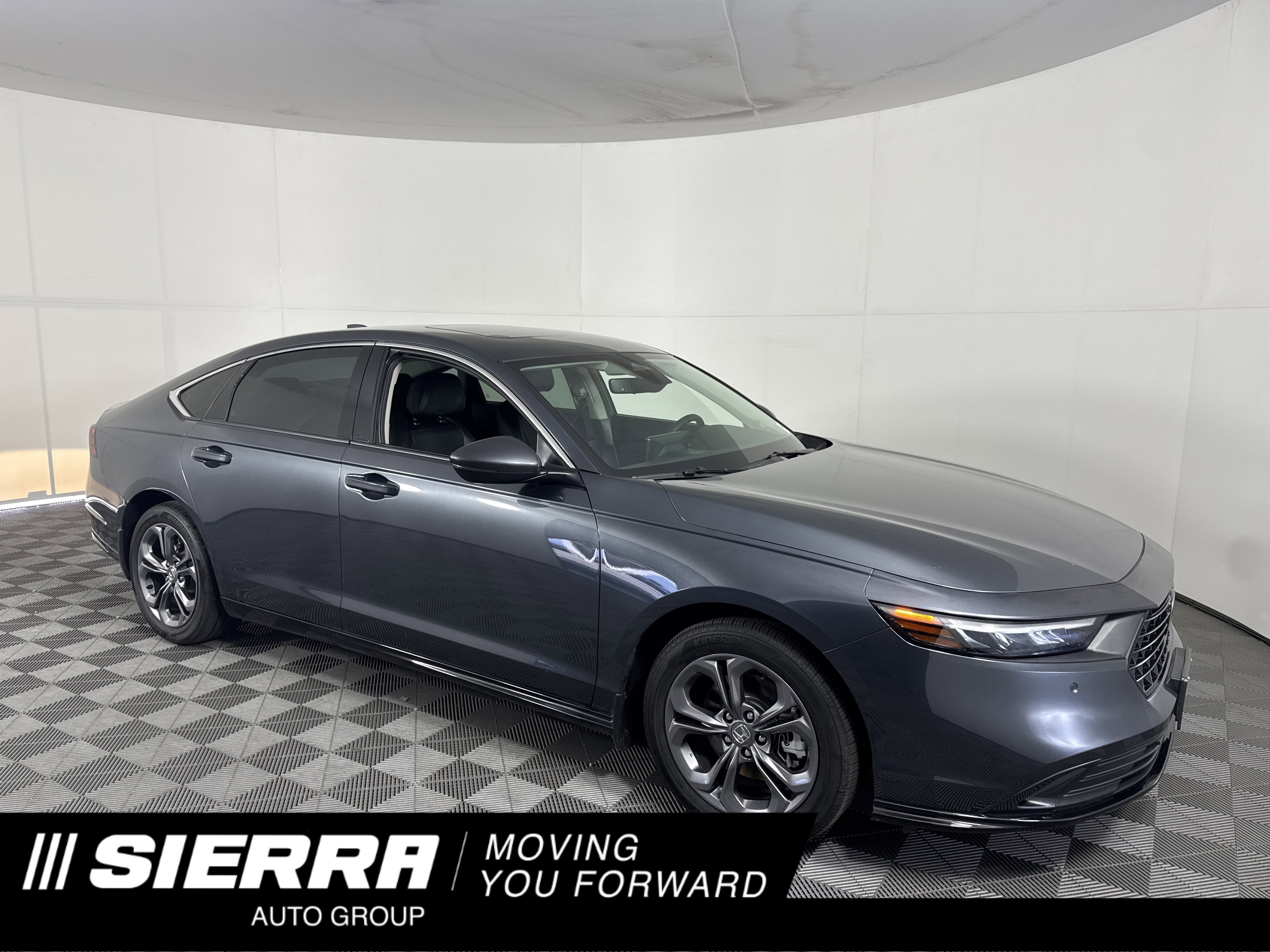 Certified 2025 Honda Accord EX-L image 1