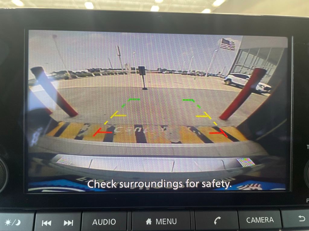 Used 2026 Nissan Rogue SV FWD image 8