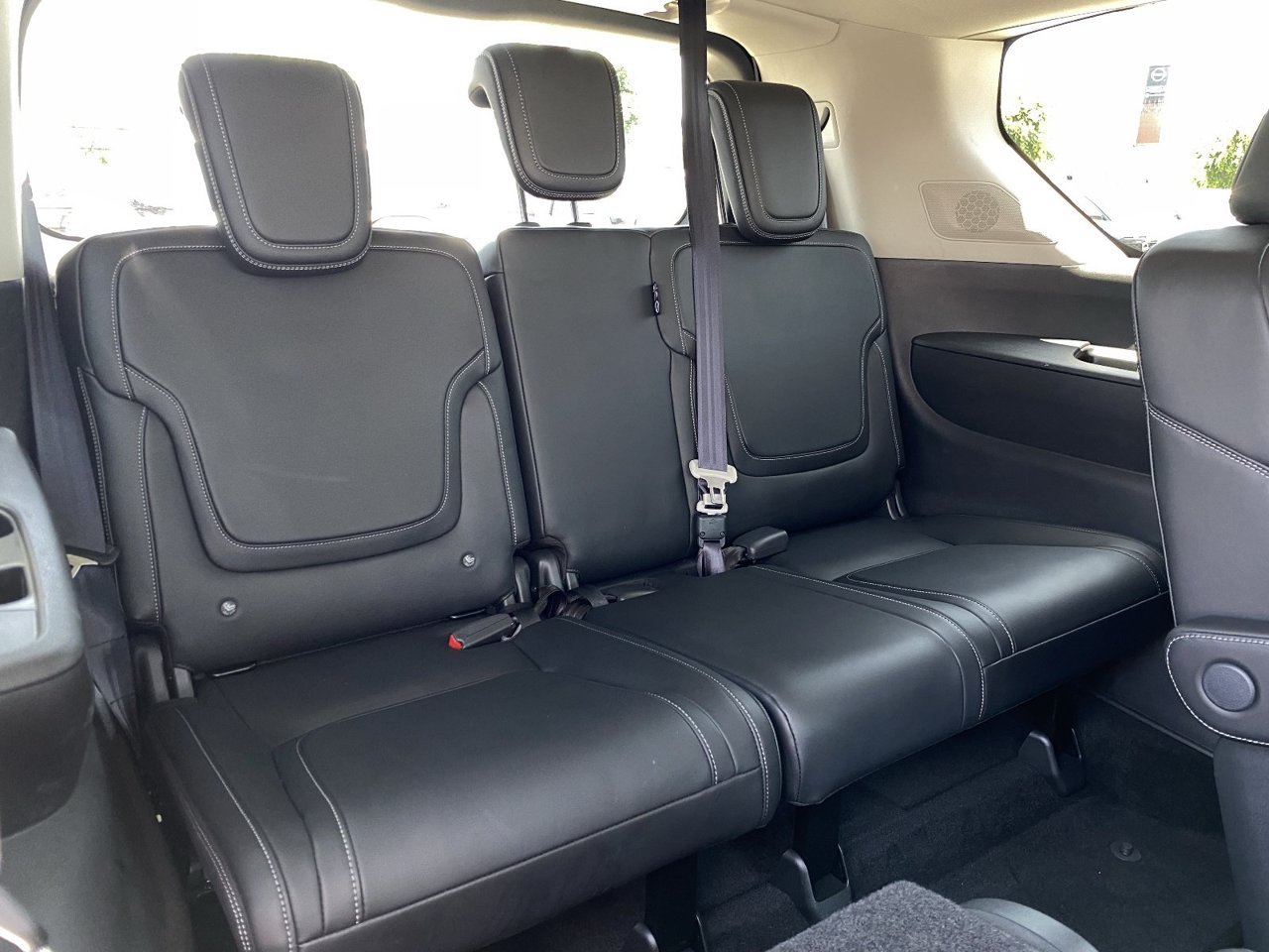 Certified 2026 INFINITI QX80 Pure w/ Cargo Package AWD/4WD image 13