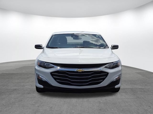 Used 2023 Chevrolet Malibu LS FWD image 2
