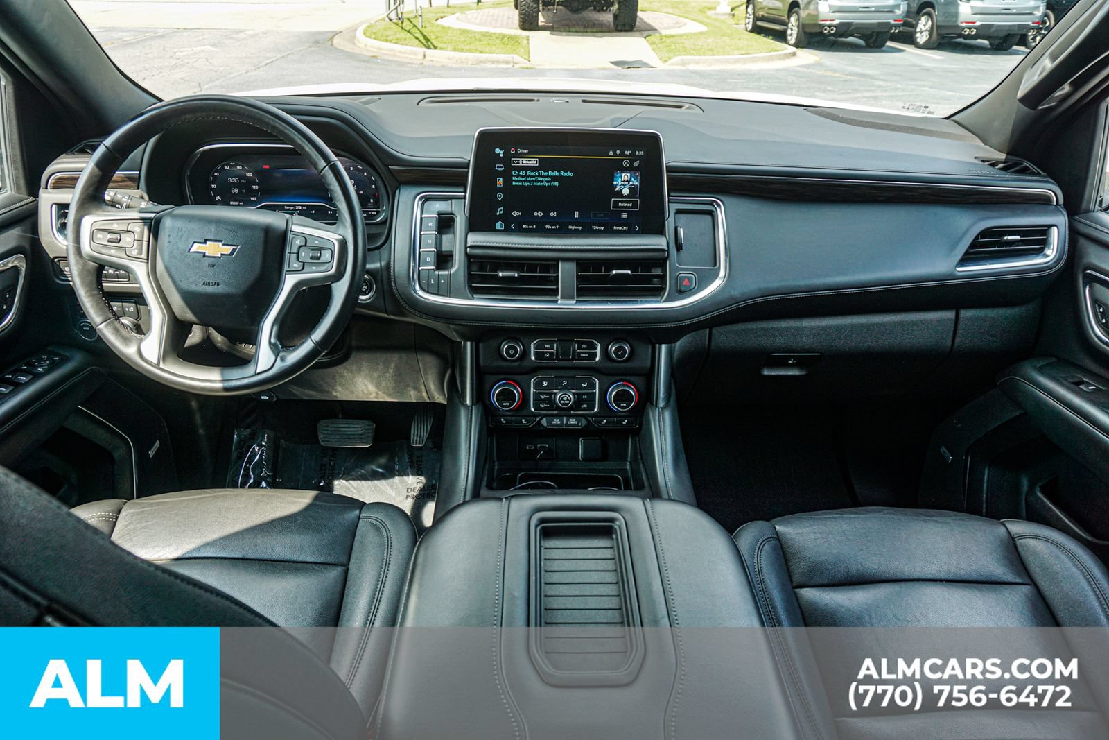 Used 2022 Chevrolet Suburban LT w/ LT Signature Package AWD/4WD image 28