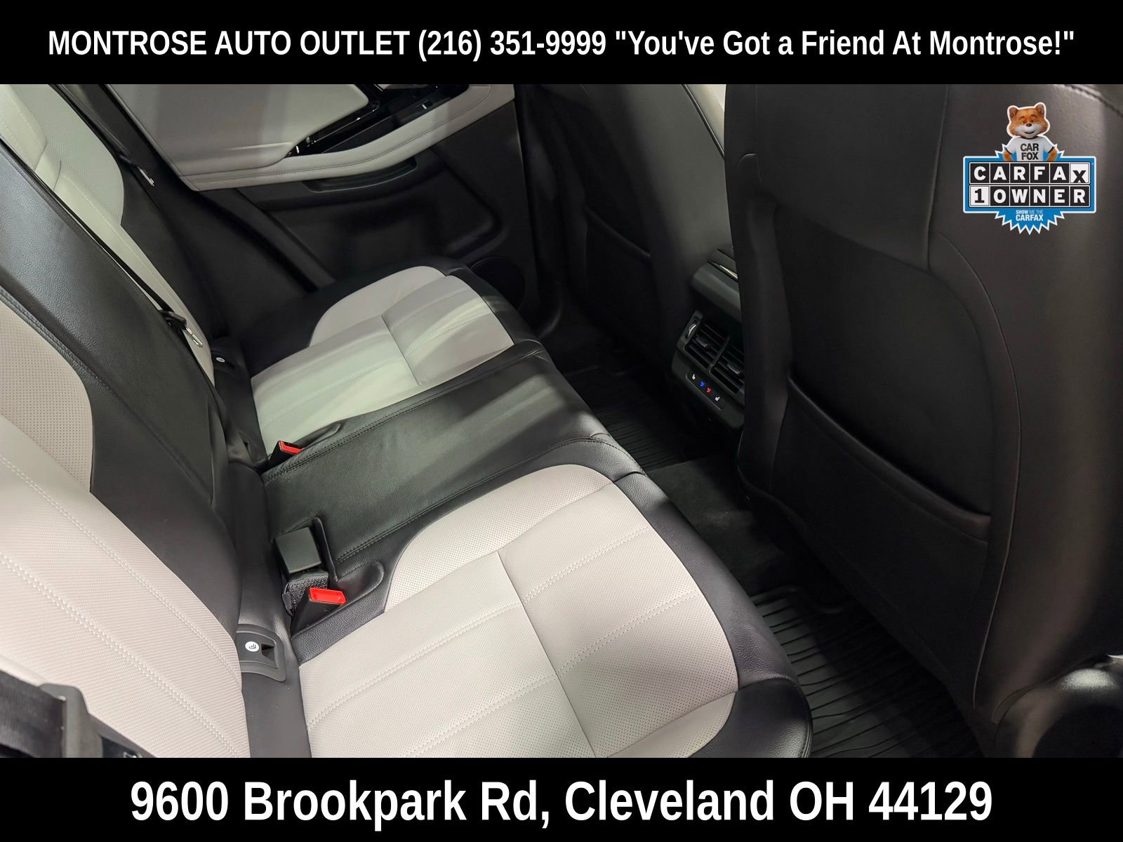 Used 2023 Land Rover Range Rover Evoque R-Dynamic SE image 44