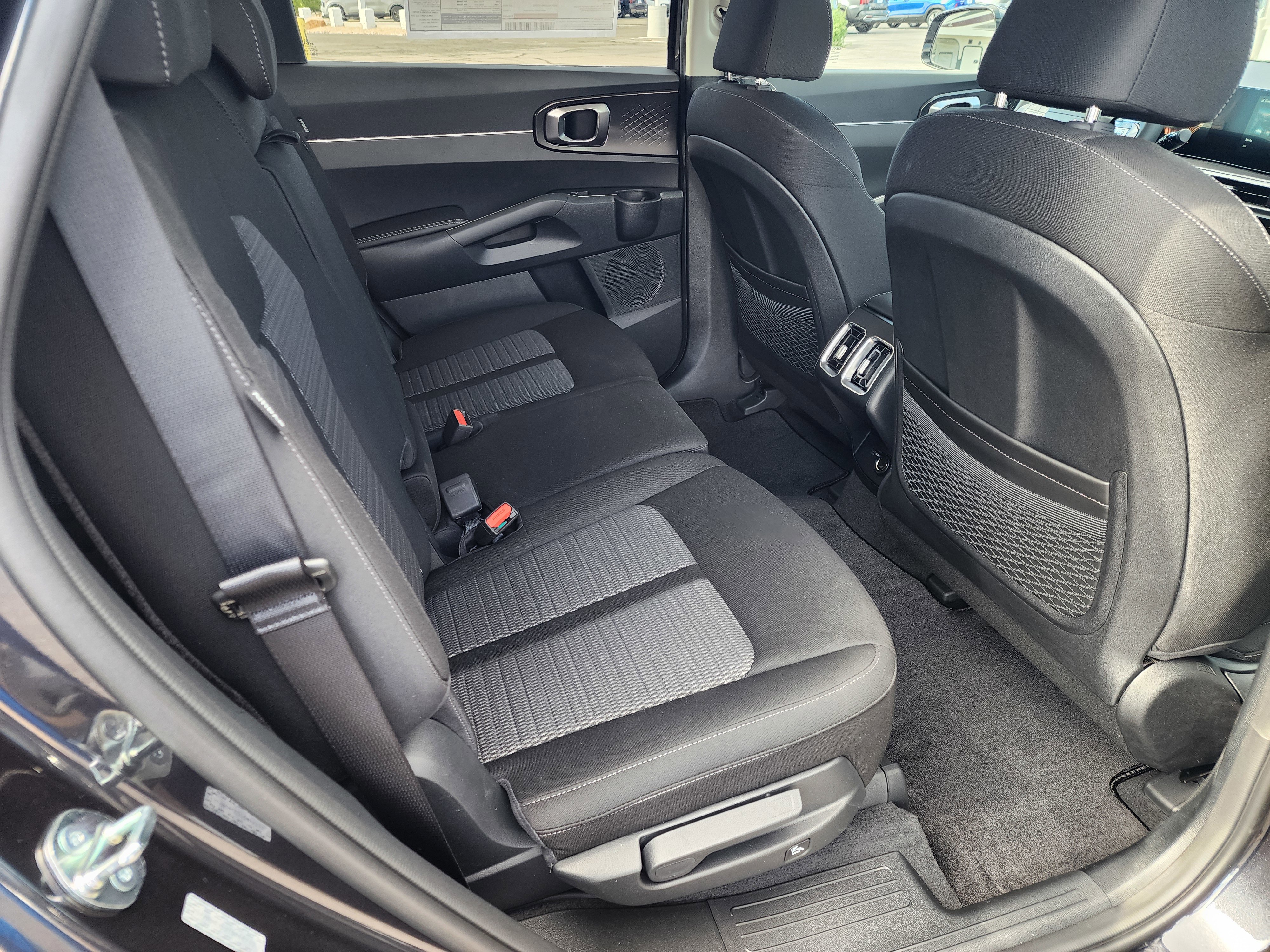 New 2026 Kia Sorento LX image 10