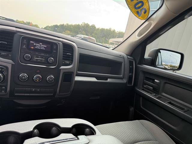 Used 2016 RAM 1500 Express AWD/4WD image 8