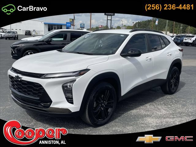 Used 2025 Chevrolet Trax ACTIV w/ Driver Confidence Package FWD image 1