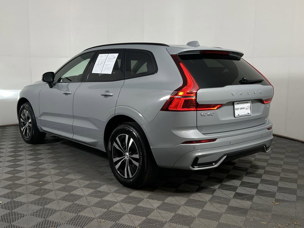 Certified 2025 Volvo XC60 B5 Core w/ Climate Package image 8