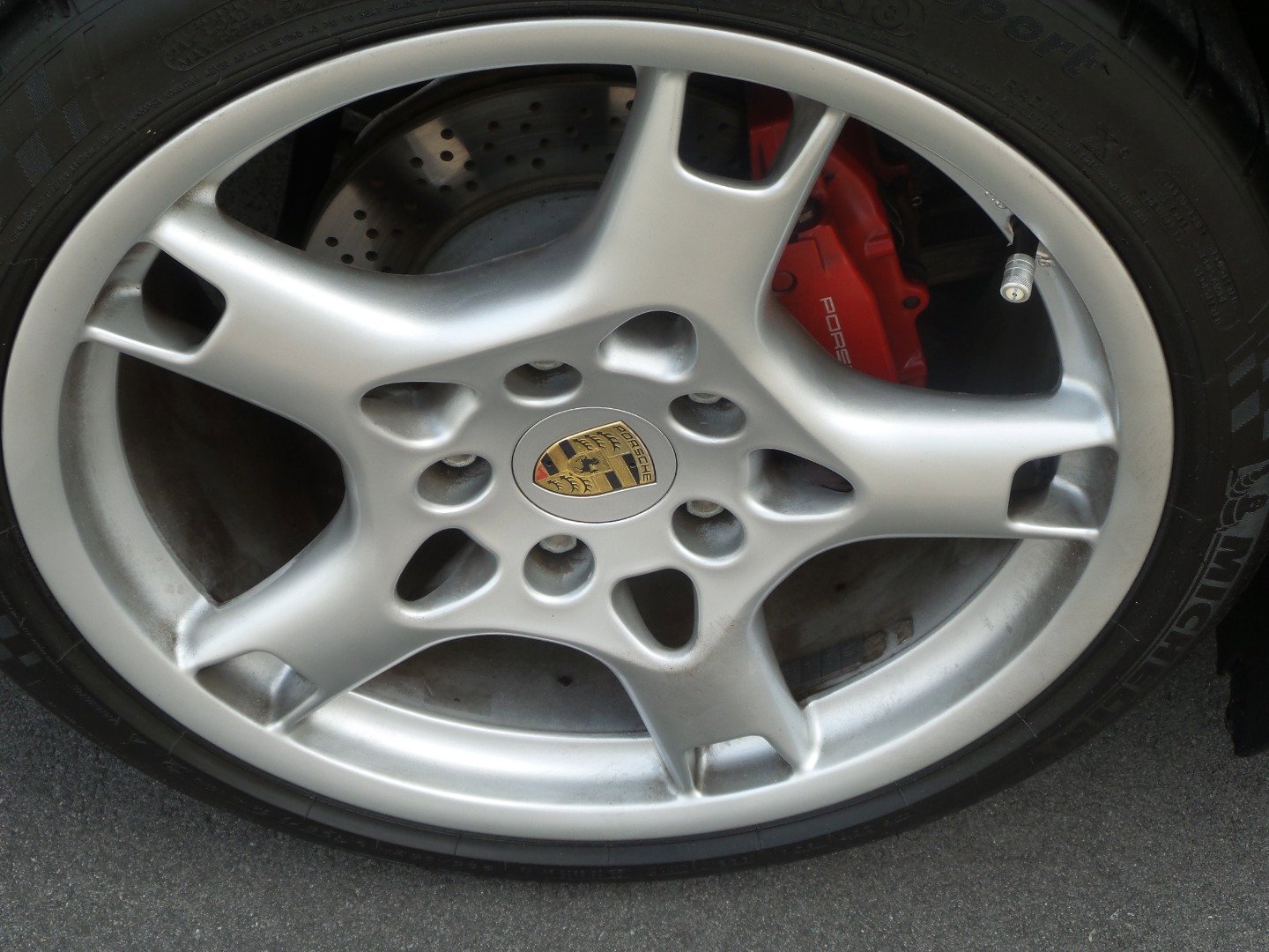 Used 2005 Porsche Boxster S RWD image 22