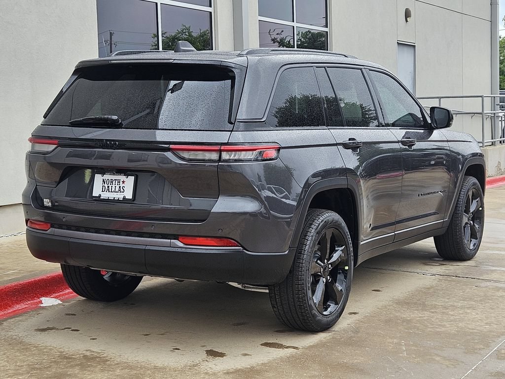 New 2026 Jeep Grand Cherokee Limited w/ Limited Altitude Package RWD image 3