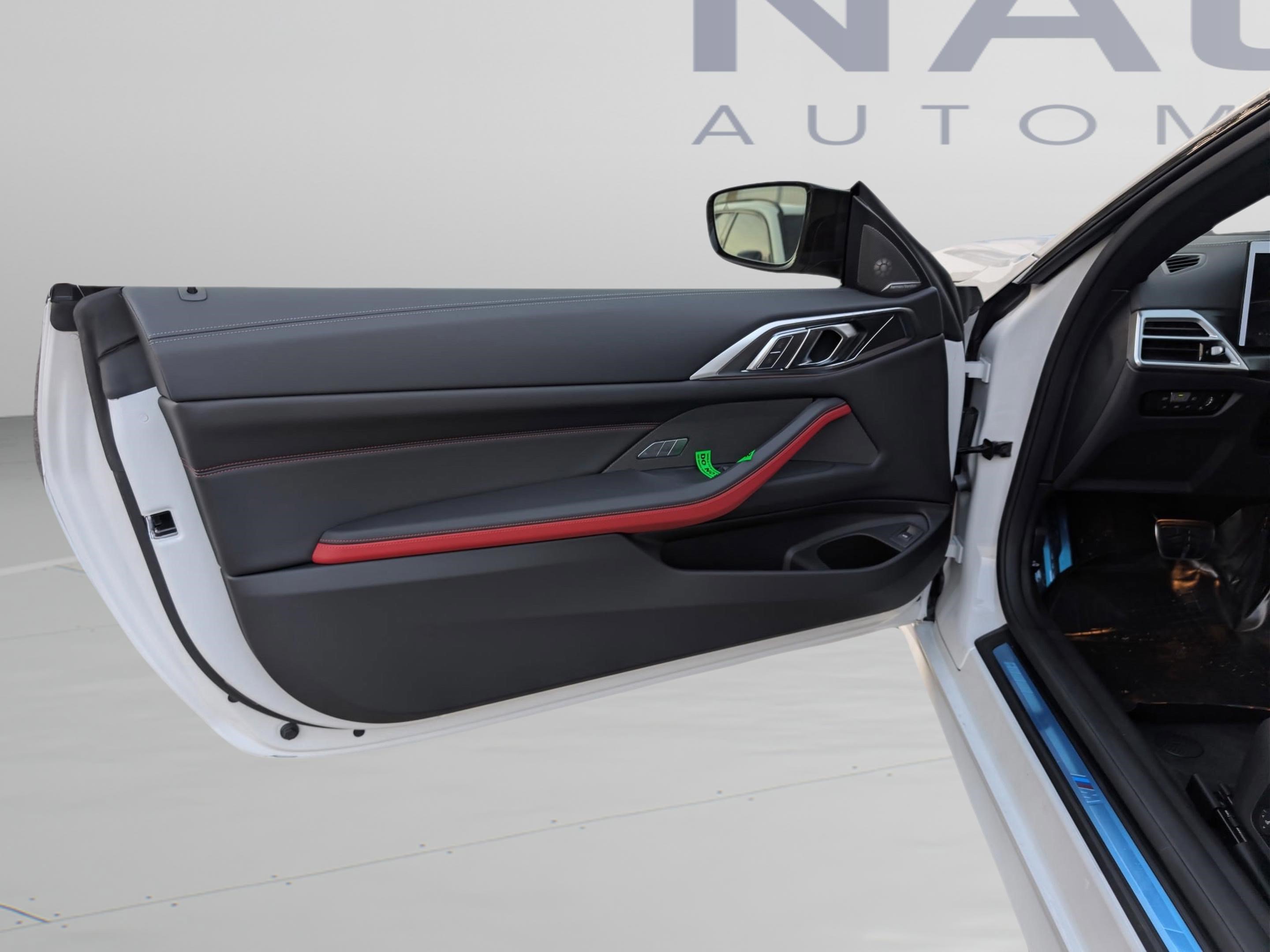 Used 2026 BMW M440i Coupe RWD image 48
