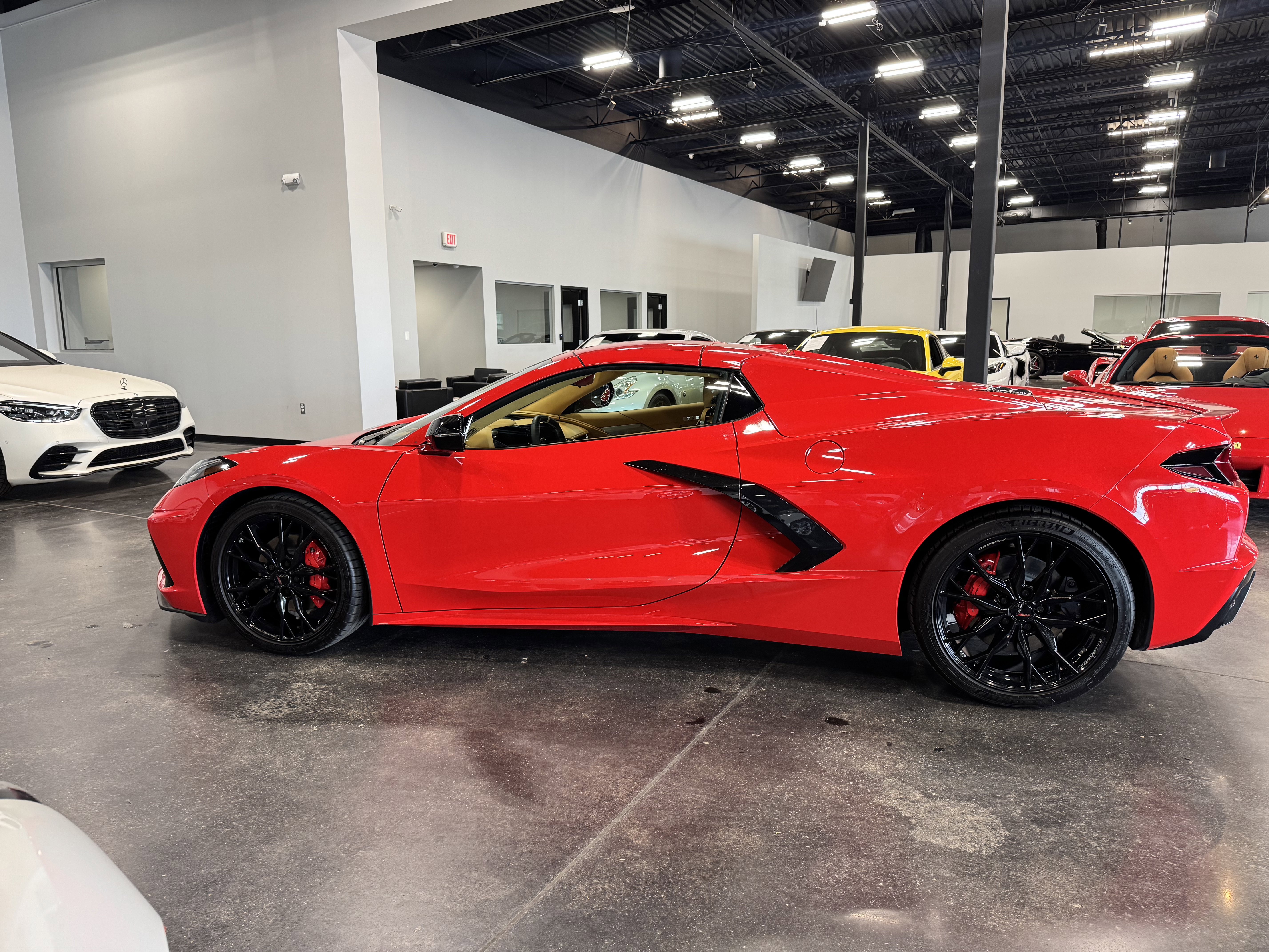 Used 2023 Chevrolet Corvette Stingray Premium Conv w/ 3LT RWD image 20