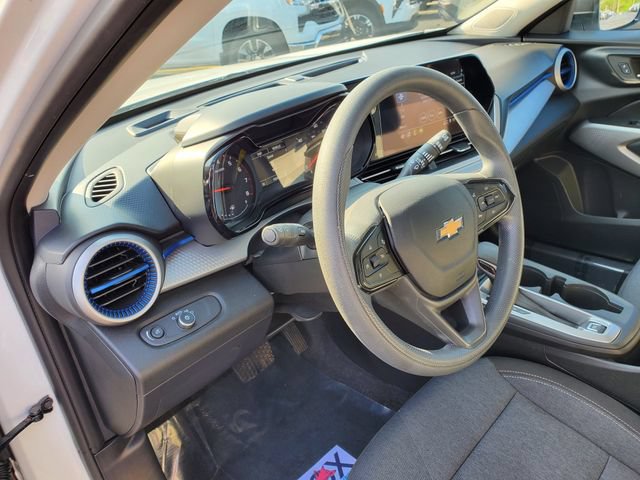 Certified 2024 Chevrolet Trax LS w/ Driver Confidence Package FWD image 19