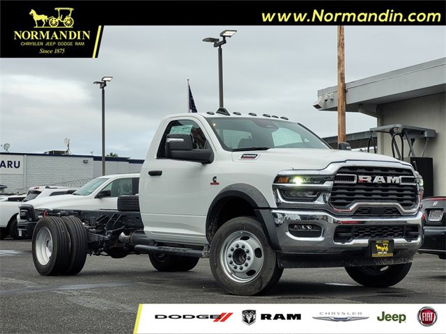 New 2026 RAM 5500 Tradesman w/ Chrome Appearance Group image 1