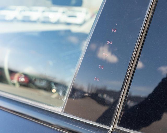 Used 2025 Lincoln Corsair Reserve w/ Jet Appearance Package image 18