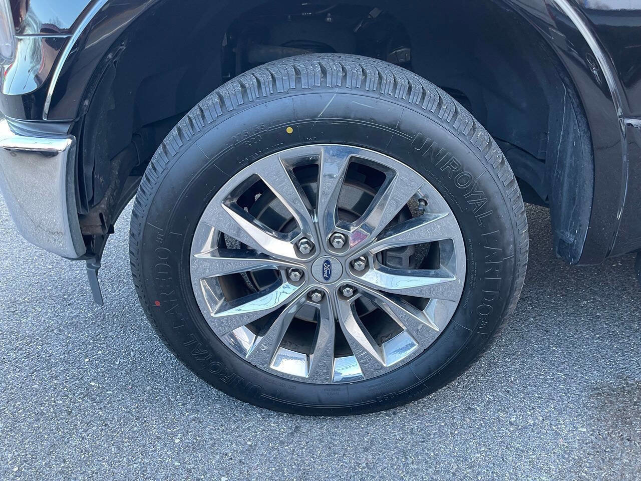 Used 2017 Ford F150 Lariat image 16