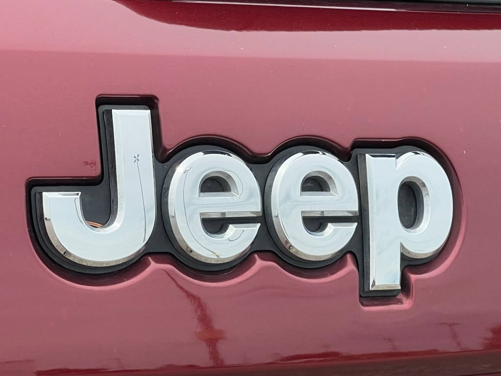 Used 2022 Jeep Grand Cherokee Limited w/ Tech Group AWD/4WD image 50