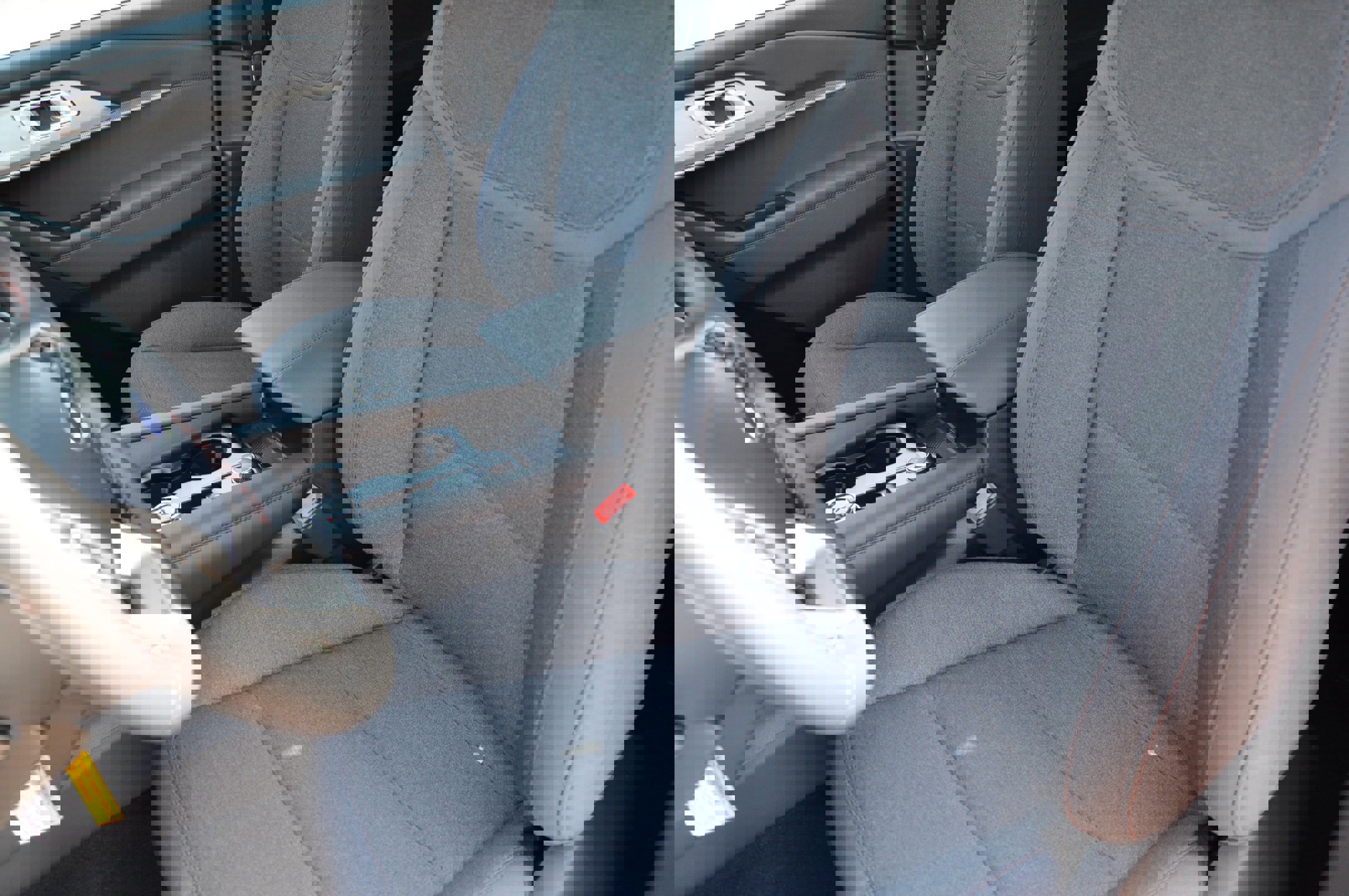 New 2025 Ford Explorer Active image 10