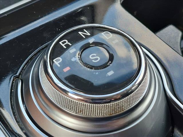 Used 2020 Ford Edge SEL FWD image 12