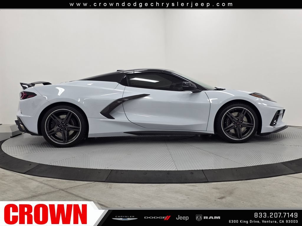Used 2024 Chevrolet Corvette Stingray Premium Conv w/ Z51 Performance Package RWD image 8